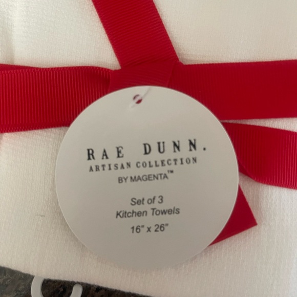 Rae Dunn Holiday Kitchen Towels NWT - Picture 5 of 5